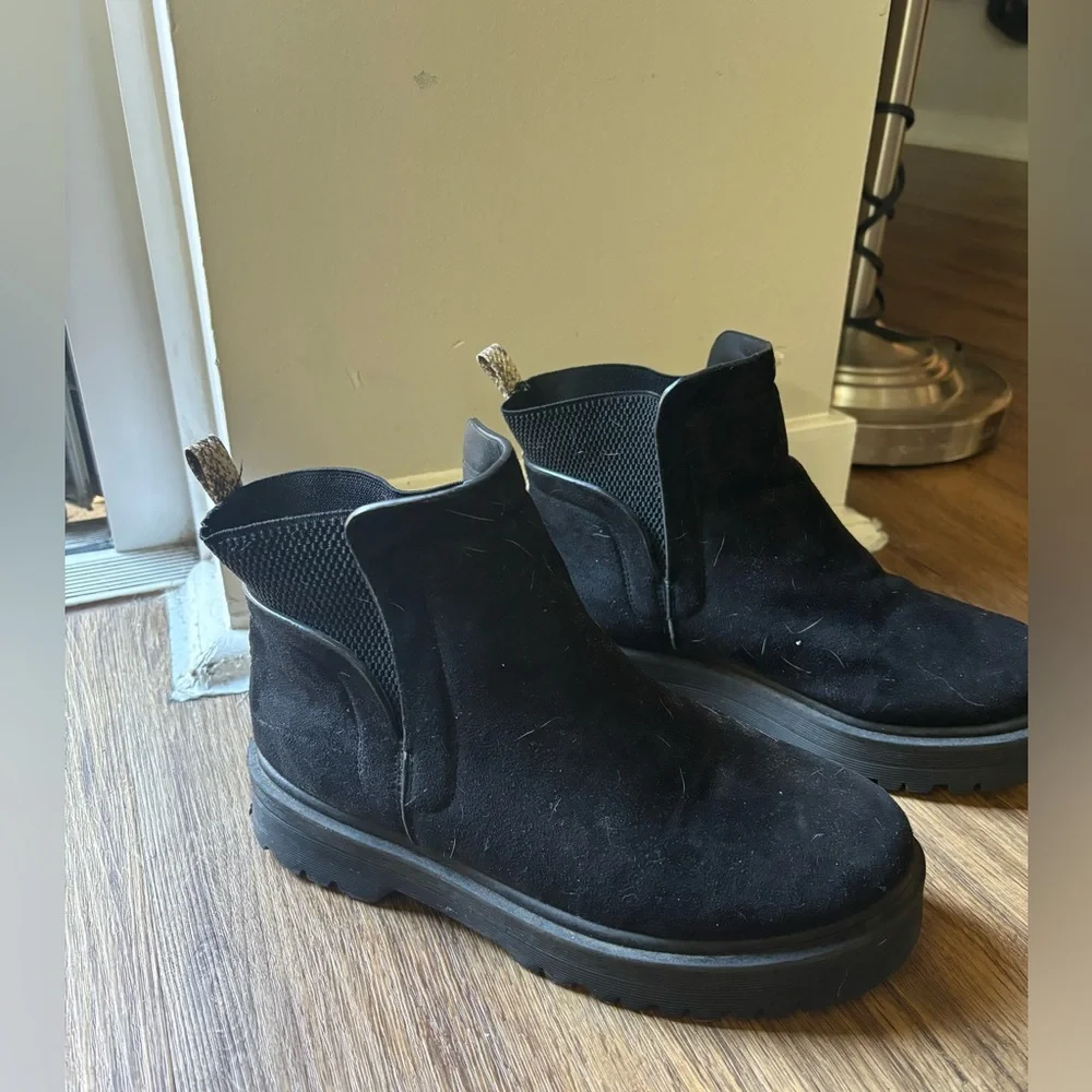 Super Cute Qupid Black Suede Ankle Boots w White Snakeskin Stripe-Size 8 - Picture 10 of 15